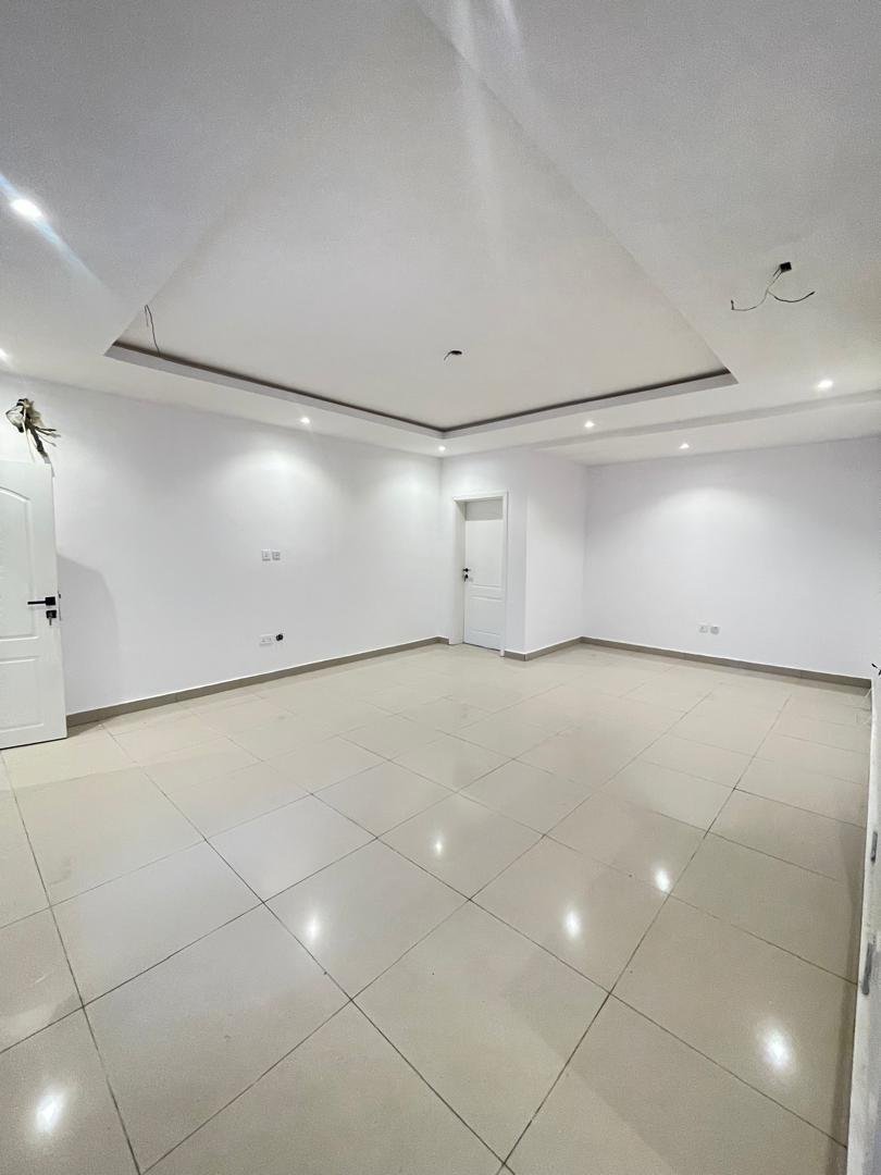 Spacious 1 Bedroom Flat for Sale in Lekki Phase 1, Lagos