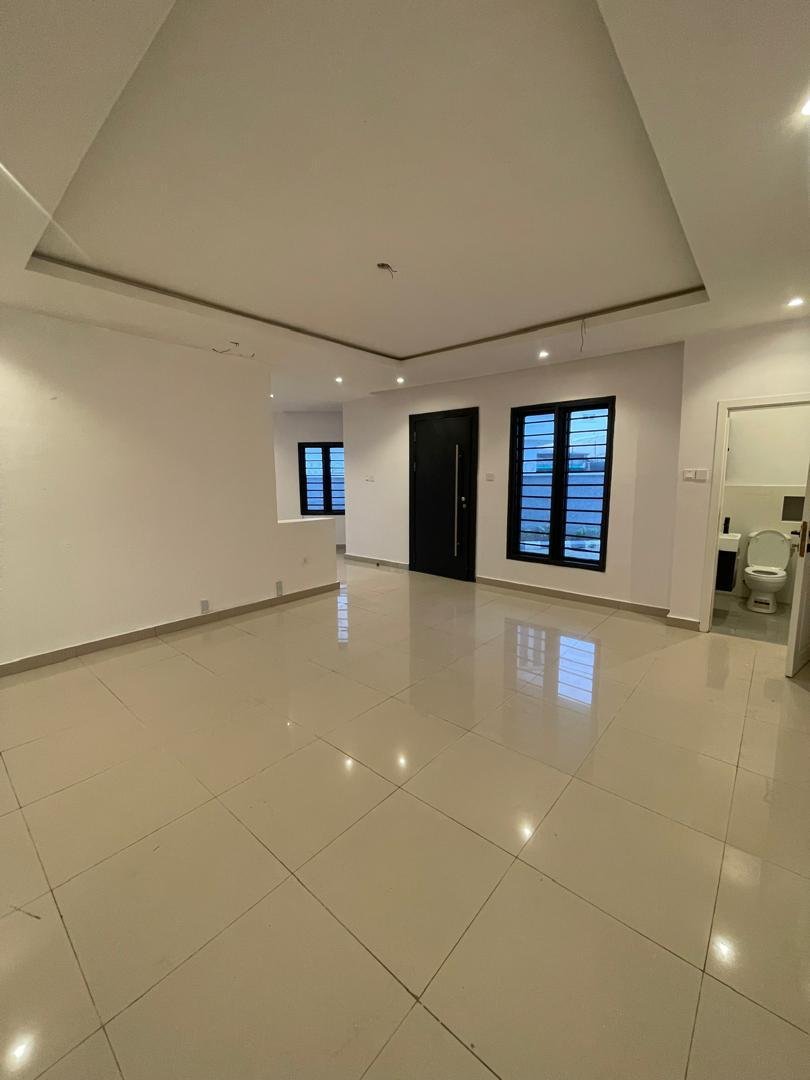 Spacious 1 Bedroom Flat for Sale in Lekki Phase 1, Lagos