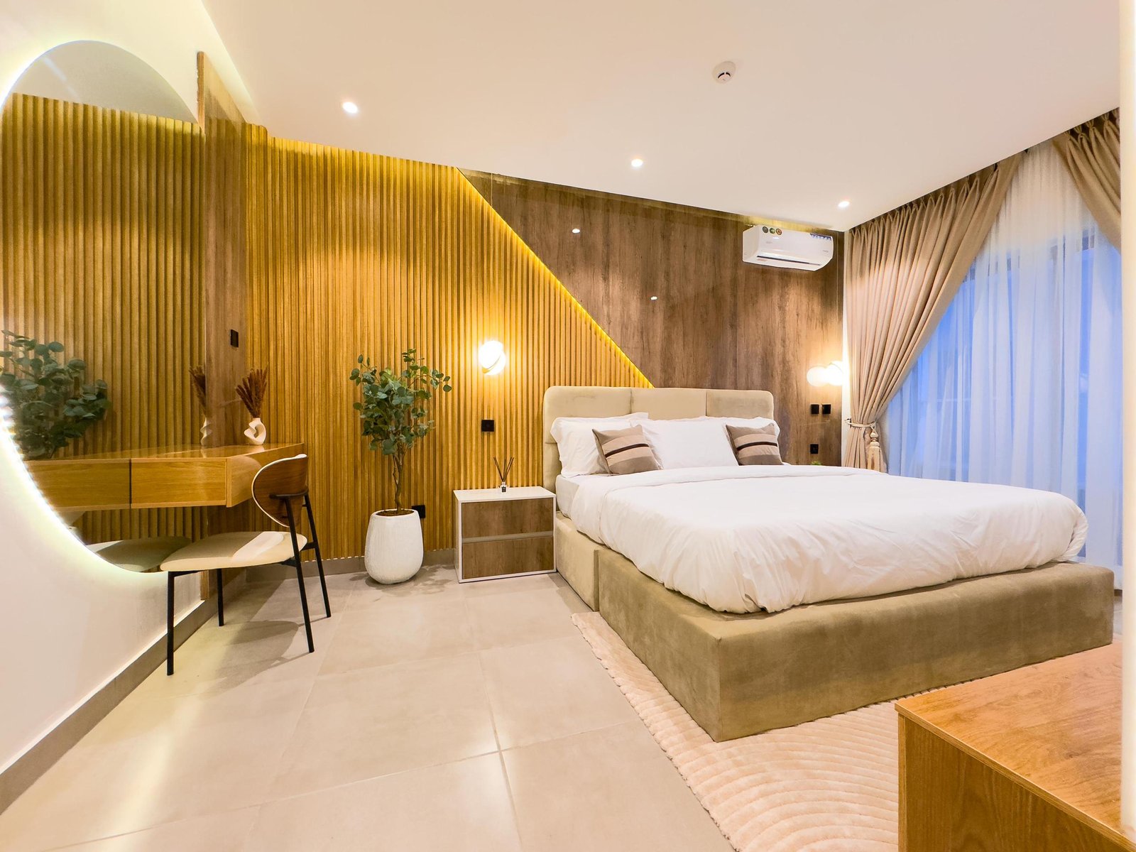 2 Bedroom Luxury Short Let flat For Rent in Lekki Phase 1