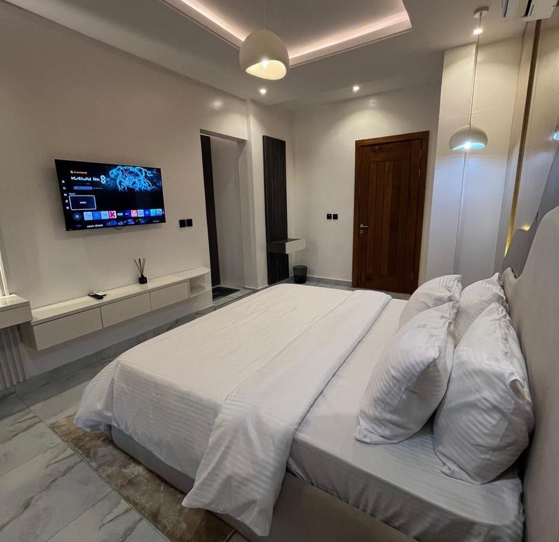 2 Bedroom Penthouse Shortlet for Rent in Lekki Phase 1