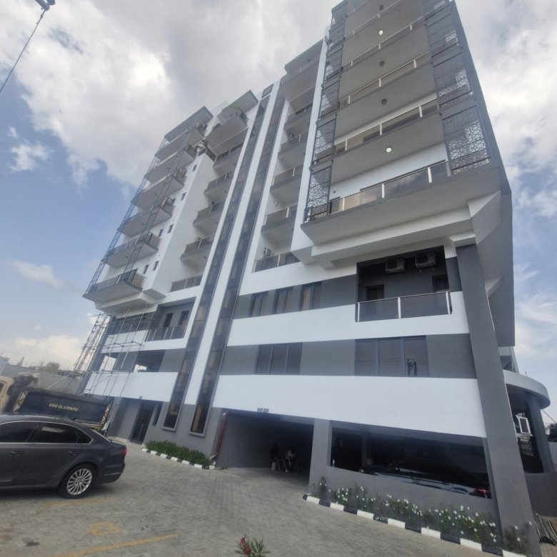 Luxury 3 Bedroom Apartment with BQ for Sale in Lekki Phase 1