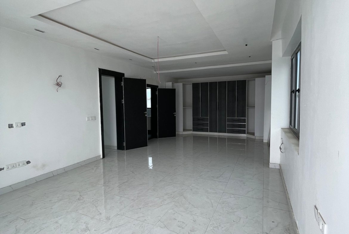 4-Bedroom Detached Duplex with BQ for Sale in Chevron, Lekki