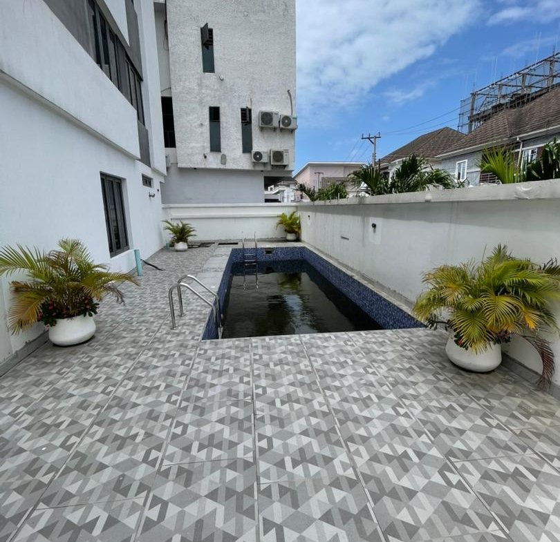 4-Bedroom Detached Duplex with BQ for Sale in Chevron, Lekki