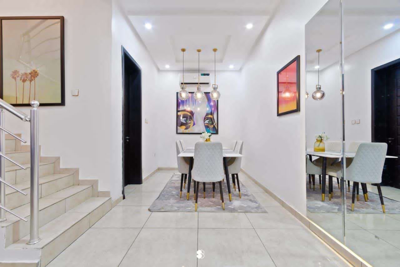 4 Bed Terrace With Bq For Rent In Oniru, Victoria Island