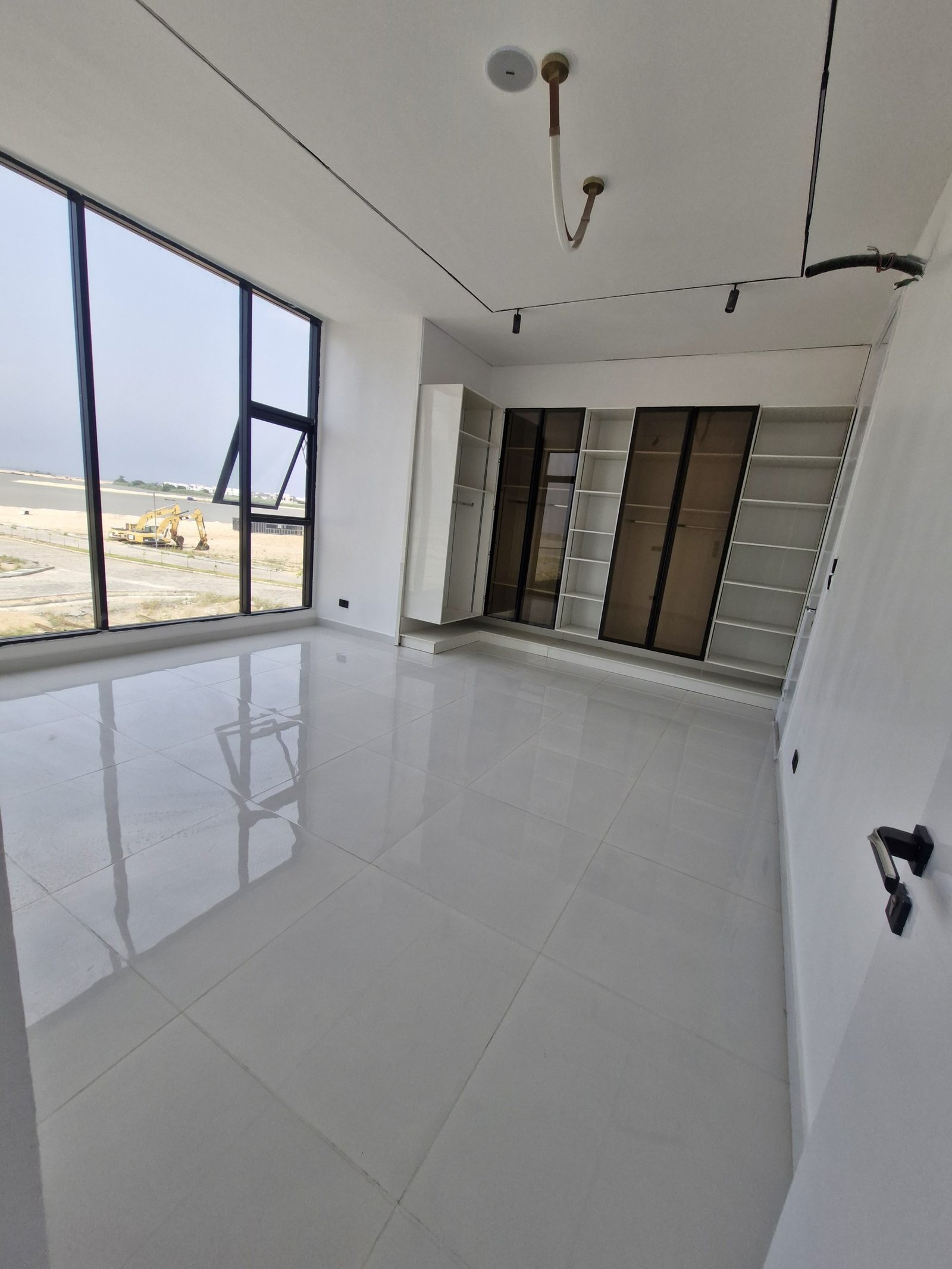 Luxury 5 Bedroom Detached Mansion for Sale in Osapa, Lekki