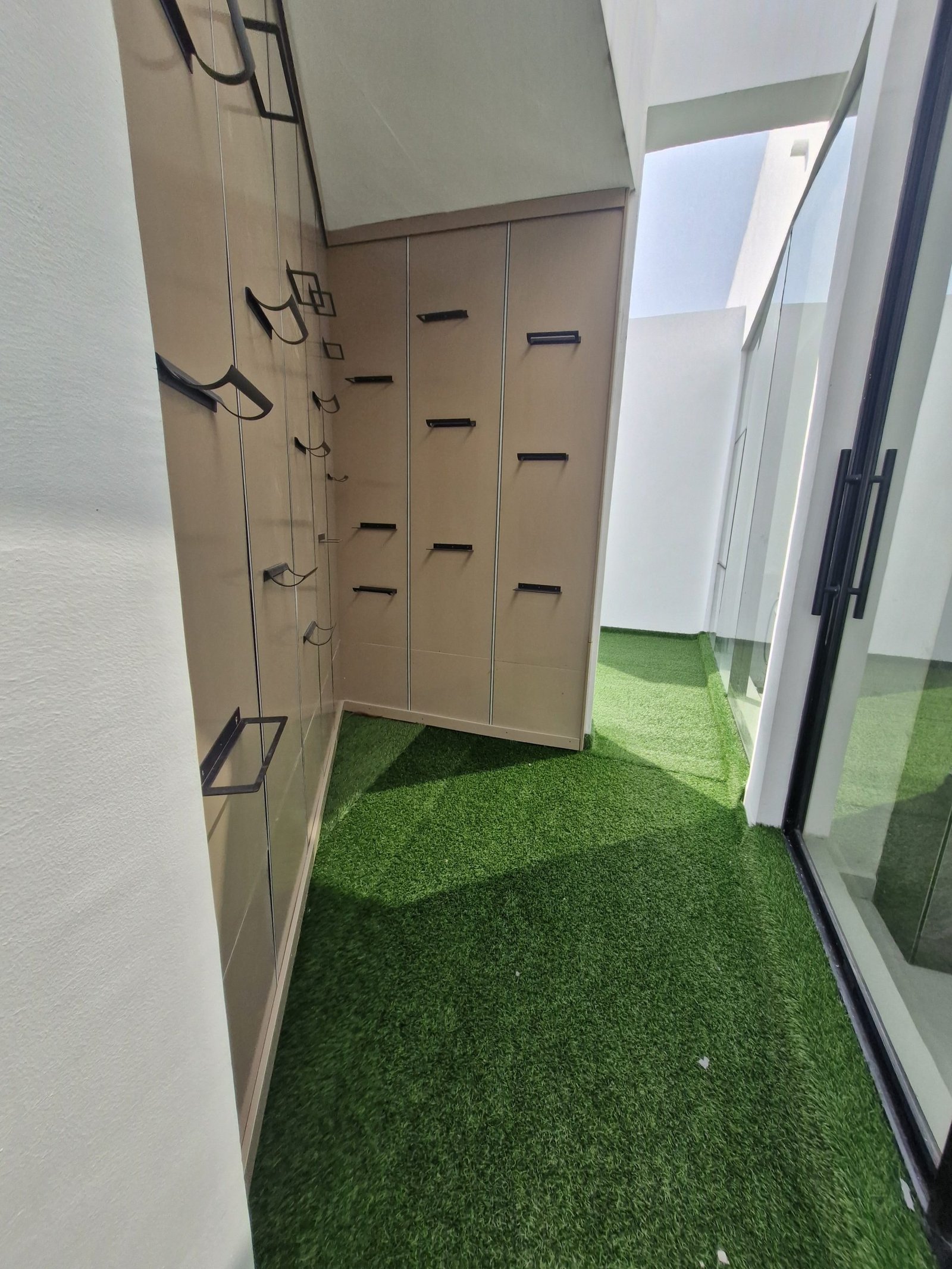 Luxury 5 Bedroom Detached Mansion for Sale in Osapa, Lekki