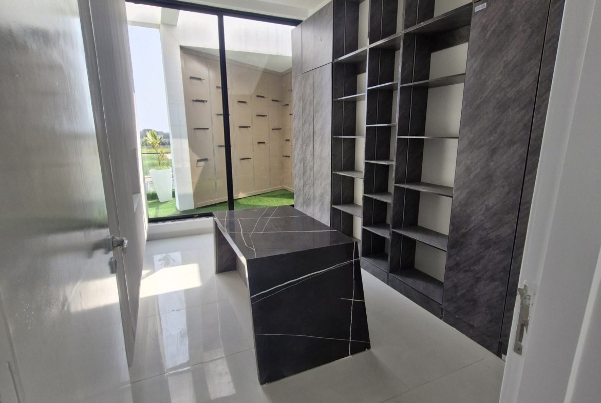 Luxury 5 Bedroom Detached Mansion for Sale in Osapa, Lekki