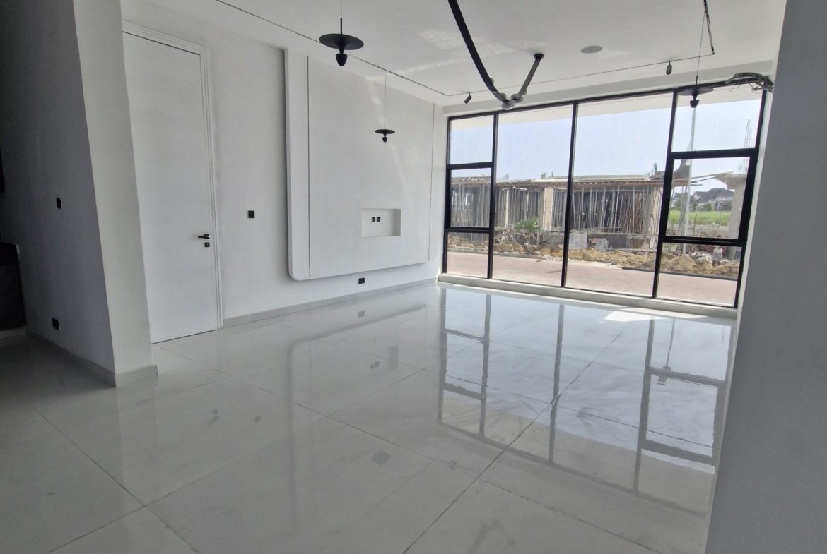 Luxury 5 Bedroom Detached Mansion for Sale in Osapa, Lekki