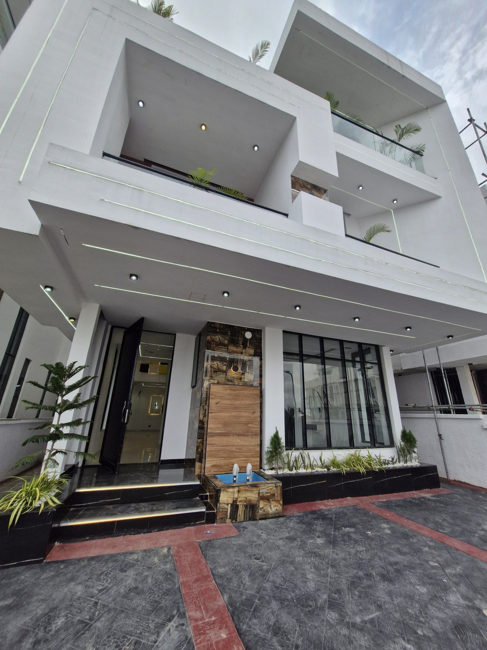 5 Bedroom Luxury Detached Duplex for Sale in Chevron, Lekki