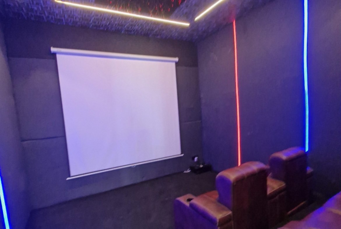 5 Bedroom Luxury Detached Duplex for Sale in Chevron, Lekki