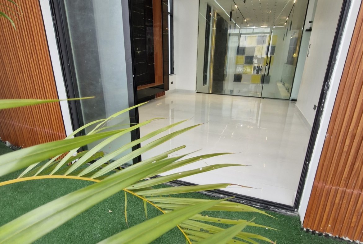 5 Bedroom Luxury Detached Duplex for Sale in Chevron, Lekki