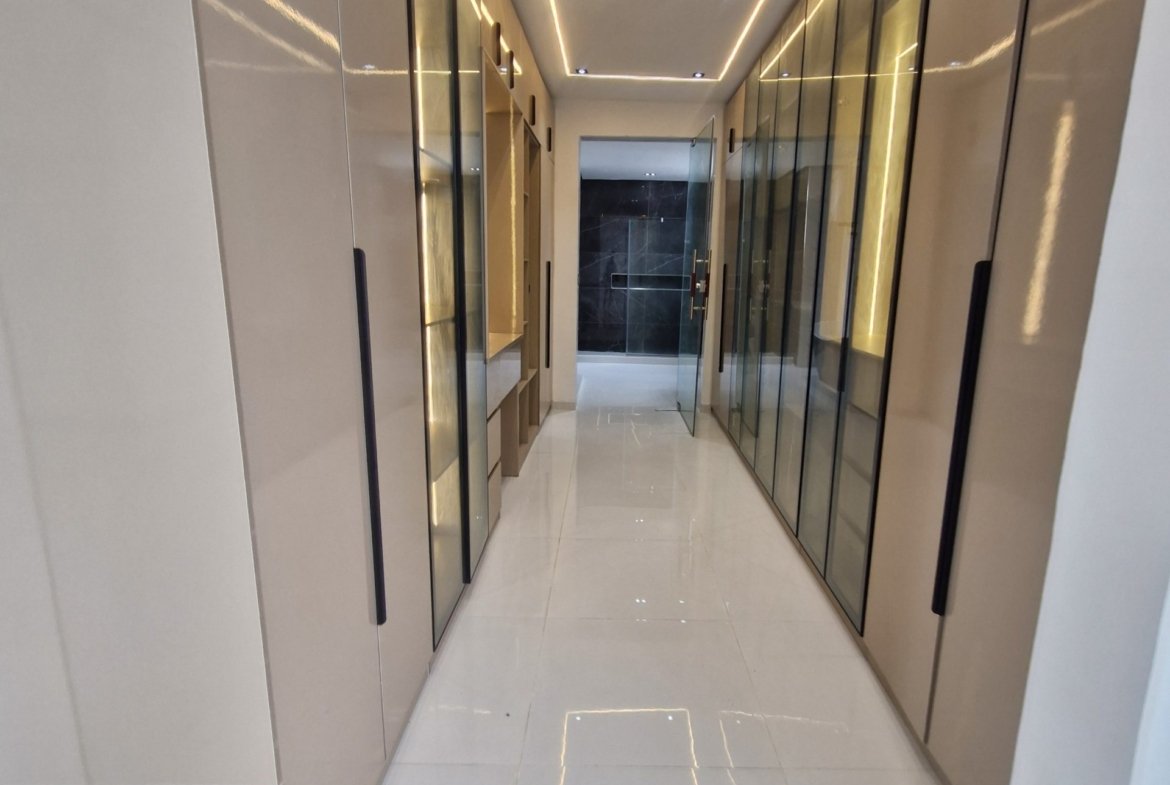 6 Bedroom Fully Detached Duplex for Sale in Chevron, Lekki