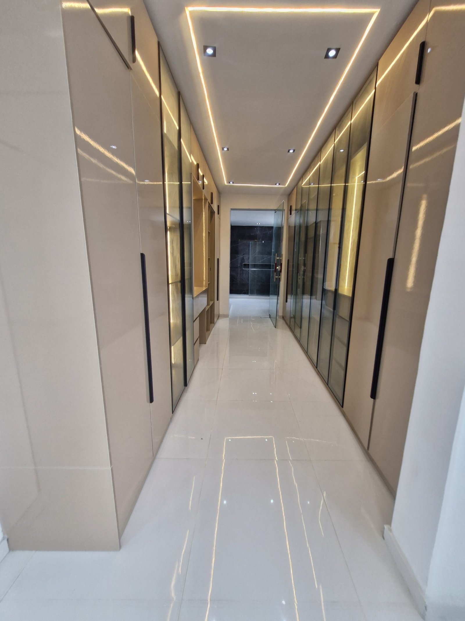 6 Bedroom Fully Detached Duplex for Sale in Chevron, Lekki