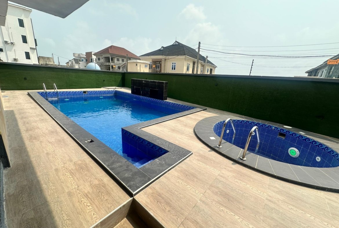 Luxe 2 Bedroom Shortlet Flat for Rent in Ikate, Lekki