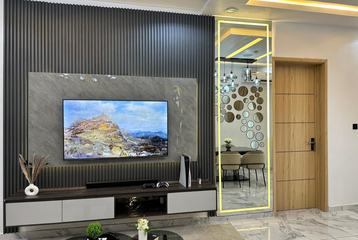 Luxe 2 Bedroom Shortlet Flat for Rent in Ikate, Lekki